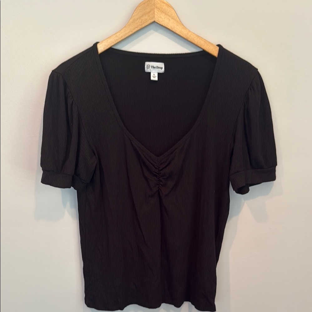 Black Fitted Short Sleeve Tie Front Blouse